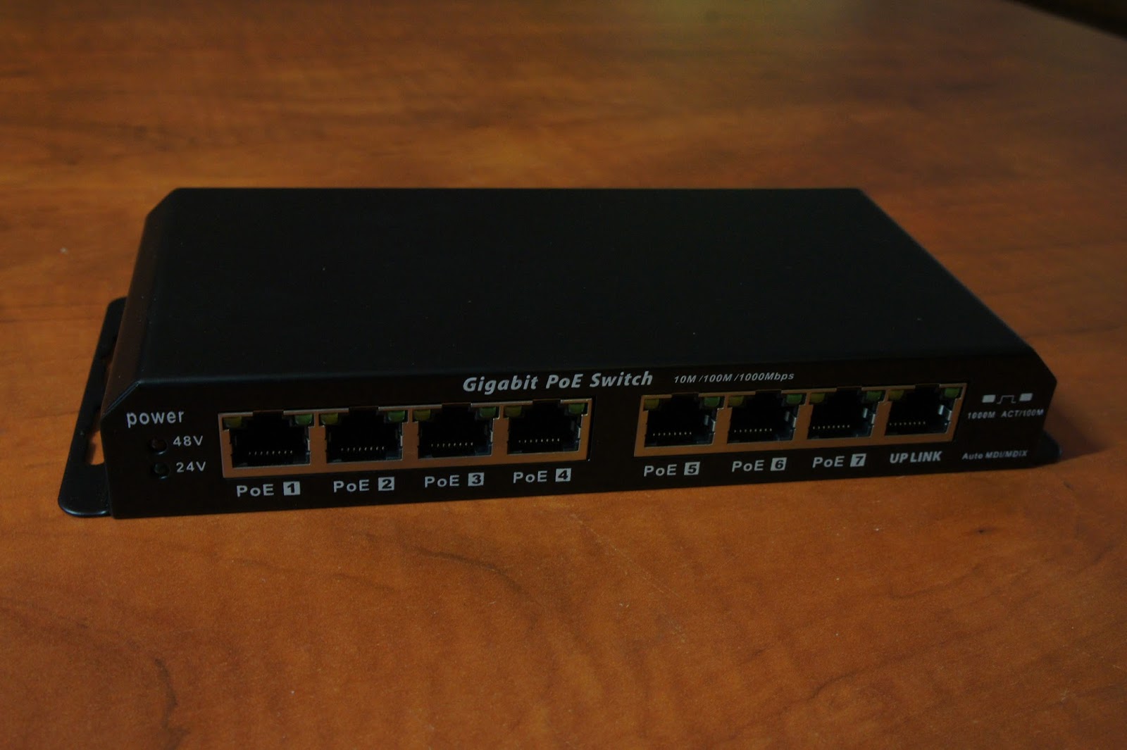 What is the Difference Between Poe Injector and Poe Switch